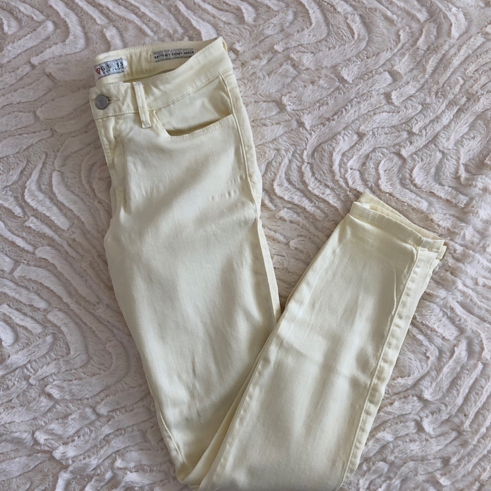 Pastel Yellow Guess Skinny Jeans